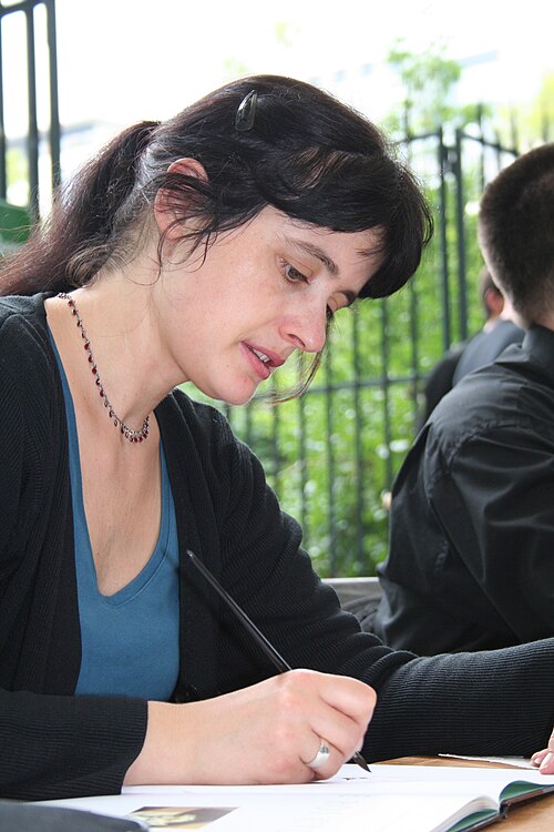 Isabelle Dethan