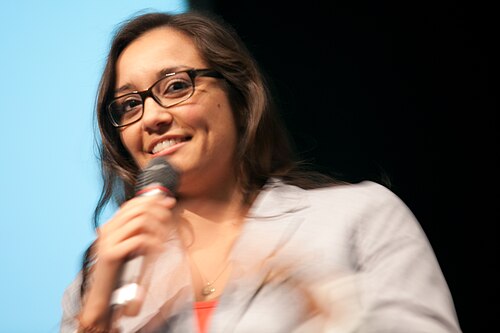 Lea Hernandez
