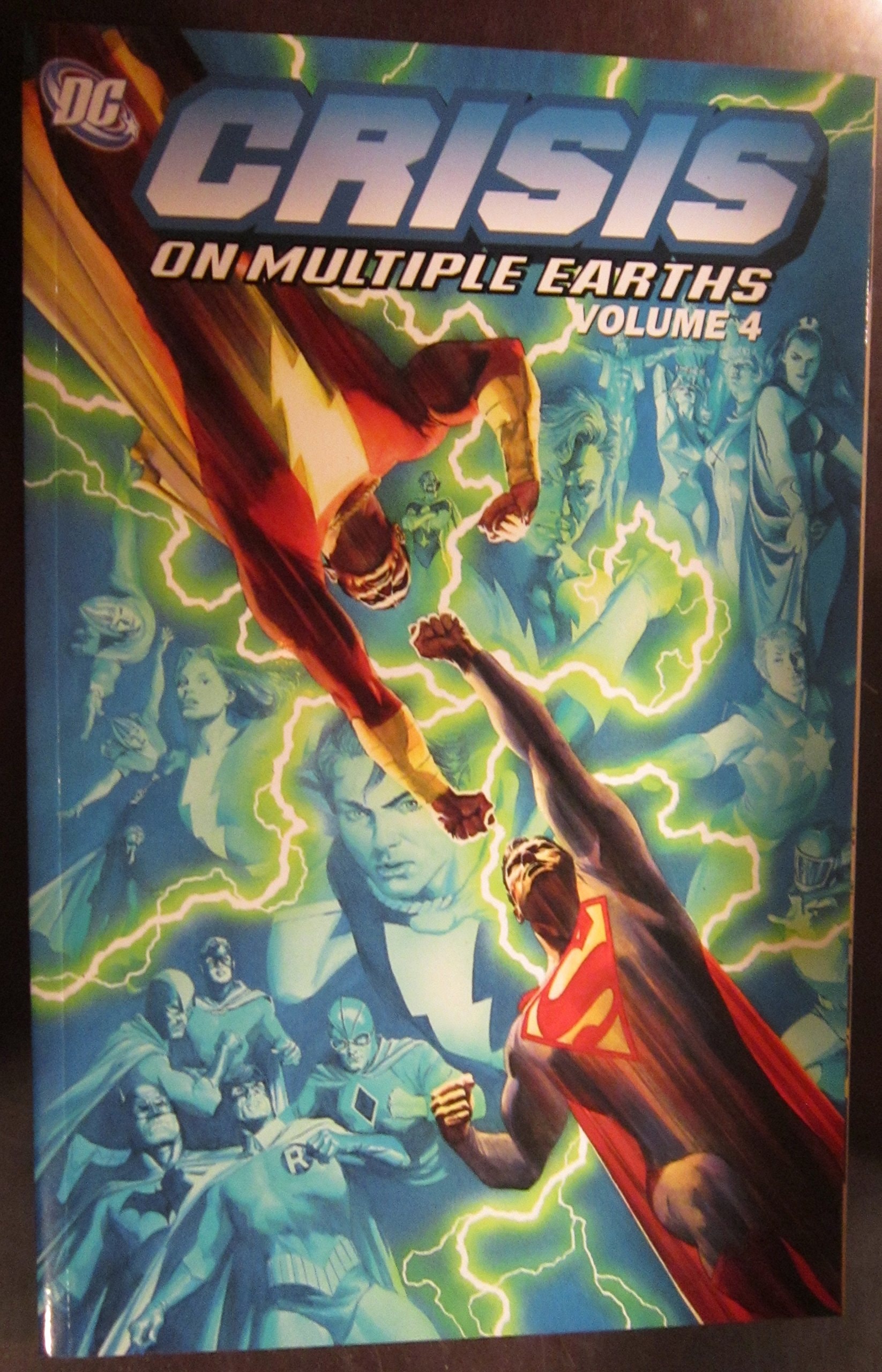 Crisis on Multiple Earths #4 cover