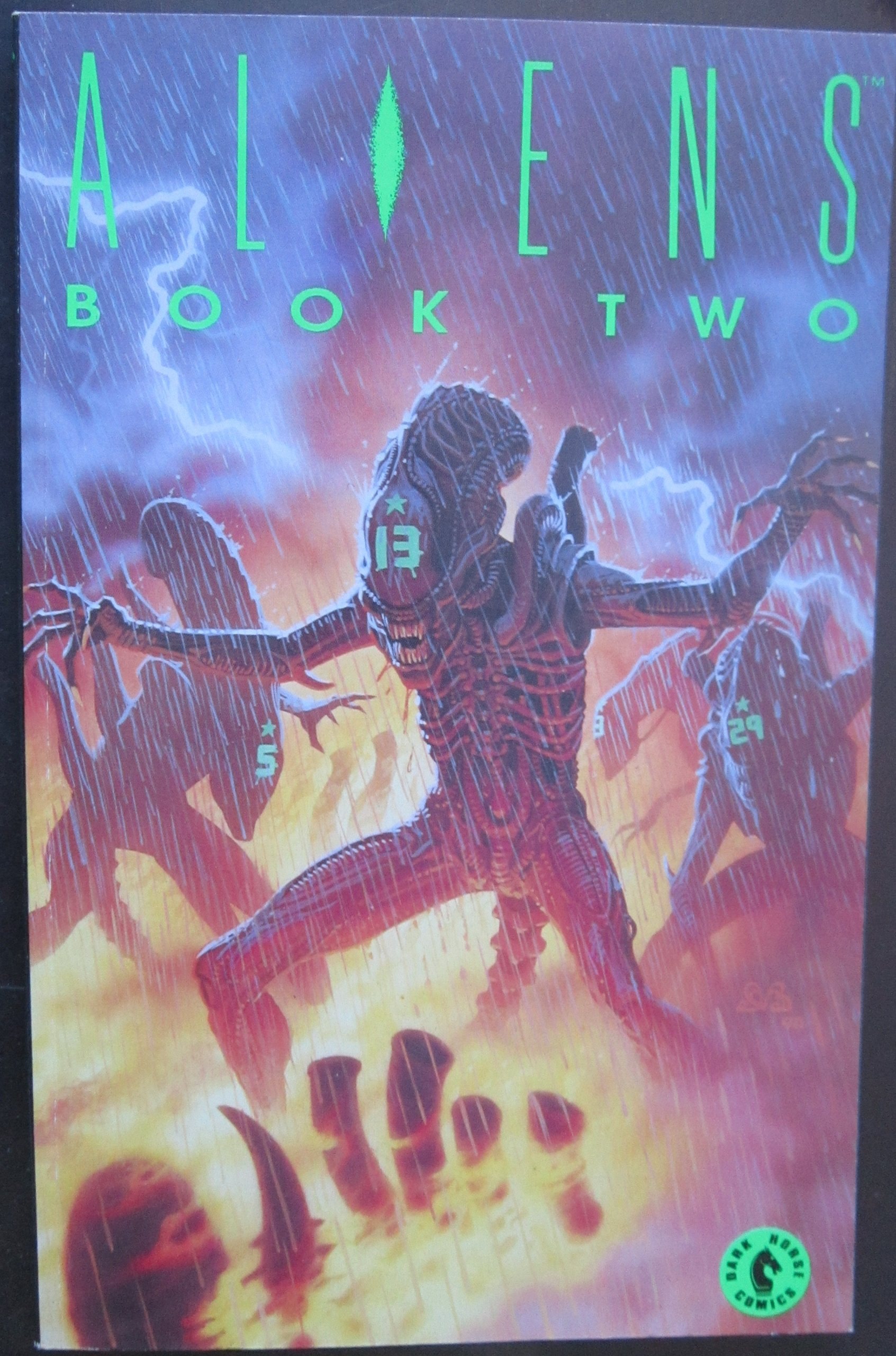 Aliens #2 cover